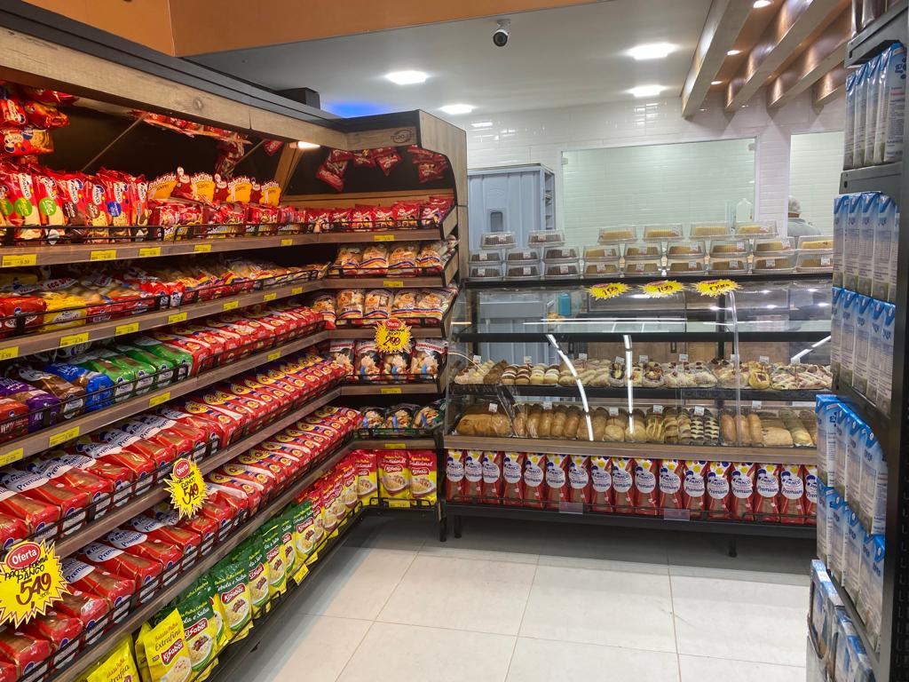 Expositores e vitrines para Padarias e Delicatessens